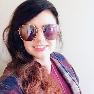 Meet your Posher, Ash